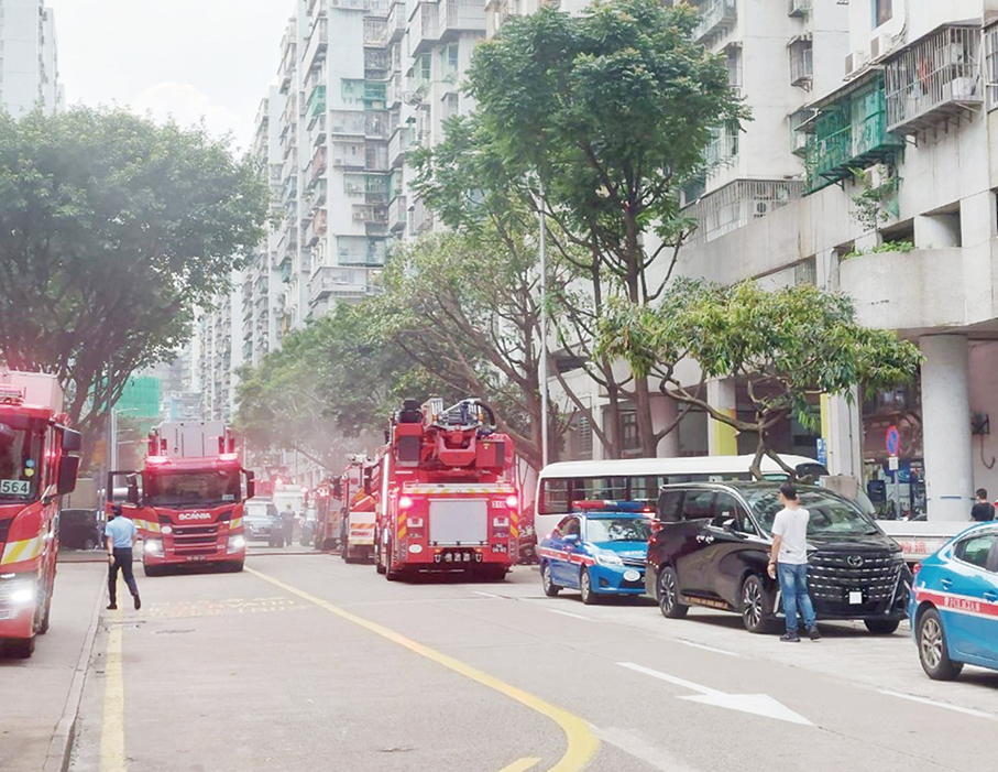 6 feel unwell after blaze in flat  in Areia Preta: CB