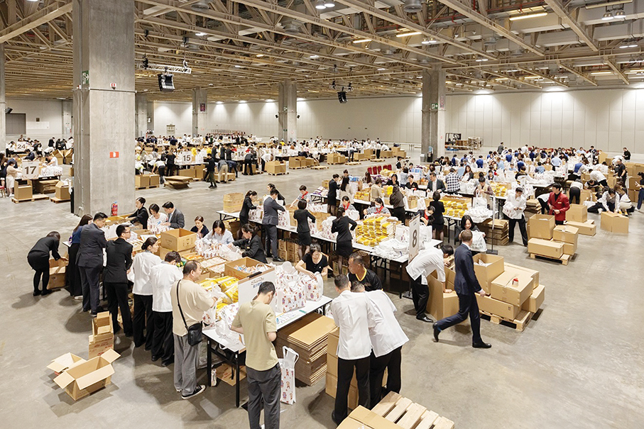 Sands China donates 3,000 food kits to Caritas Macau