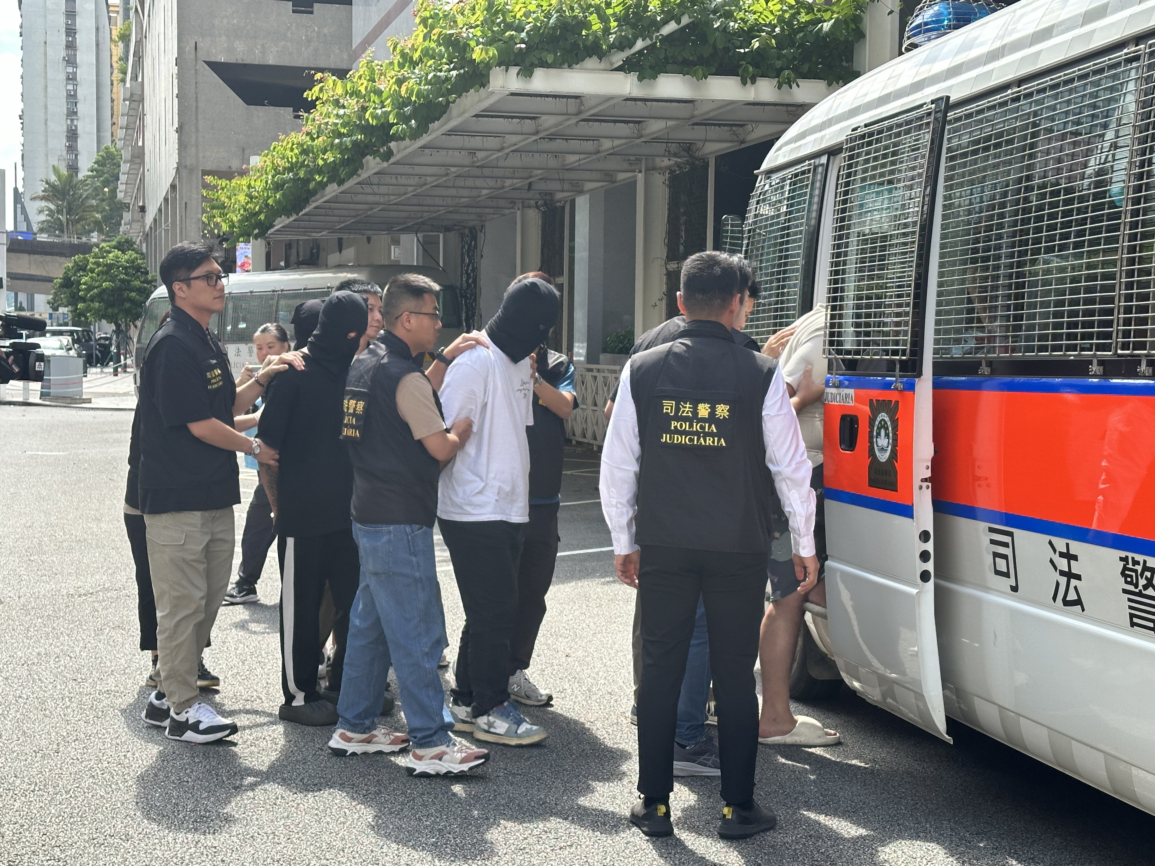 Macau police bust investment fraud gang defrauding 30 locals out of 27 million patacas