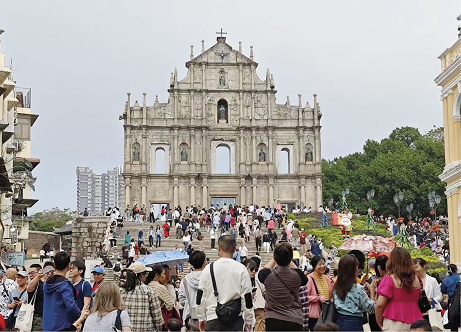 How Macao links the Chinese mainland with  the Lusophone world