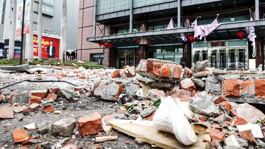 Taichung gas blast victims include 2 Macau police officers, 1 Hotel Fortuna staff