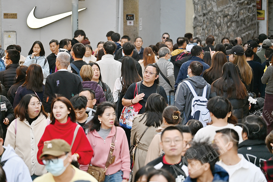 Visitors rise 27.4 pct  to 3.6 million in January 