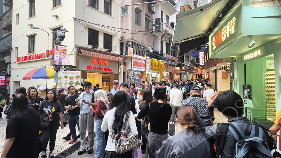 Macau logs over 400,000 visitor arrivals during Ching Ming holiday, up 14.7 pct