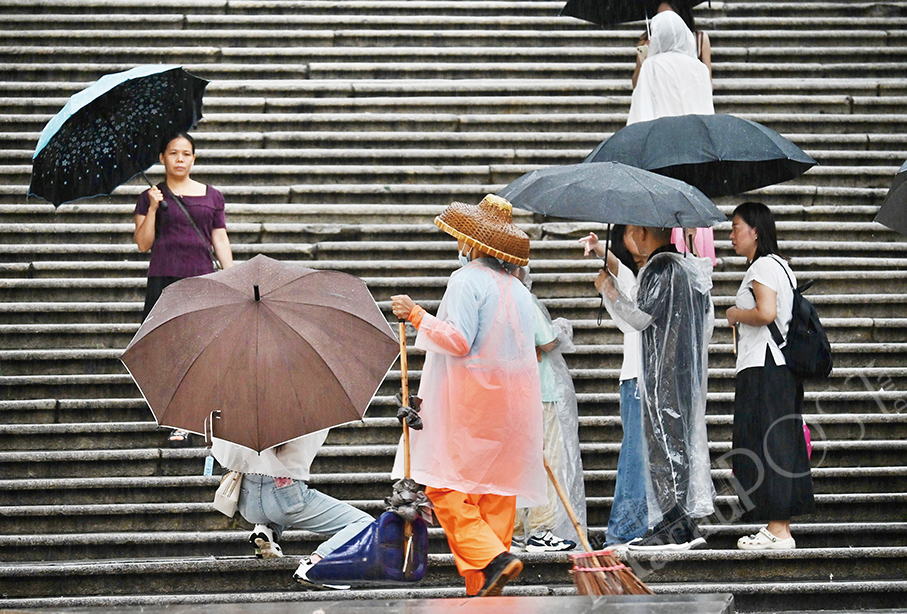 Expect showers, thunderstorms today & tomorrow: Macau observatory 