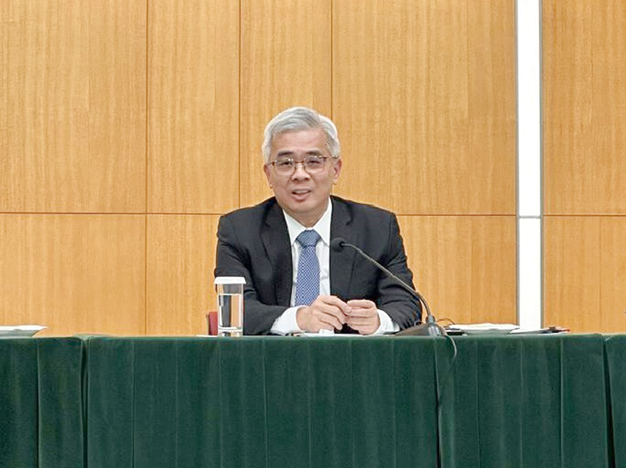 Macau govt proposes to raise minimum wage by 2.94 pct to 35 patacas per hour