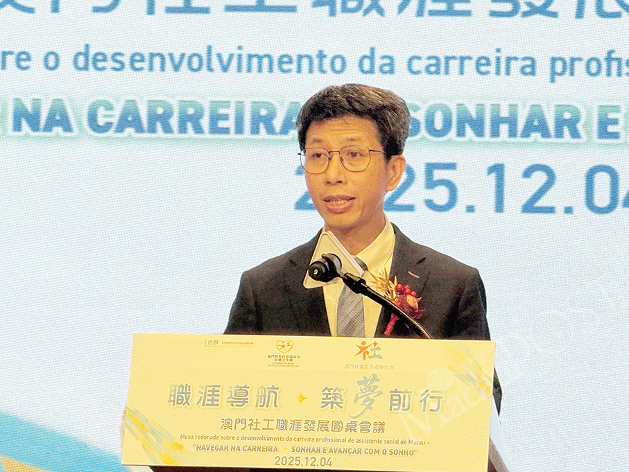 1,513 social workers hold registration certs 