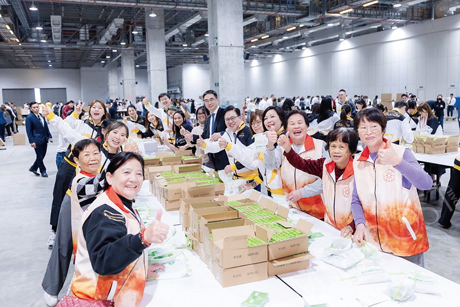 Macau resort operator Sands China, community volunteers assemble 30,000 hygiene kits for ‘Clean the World’
