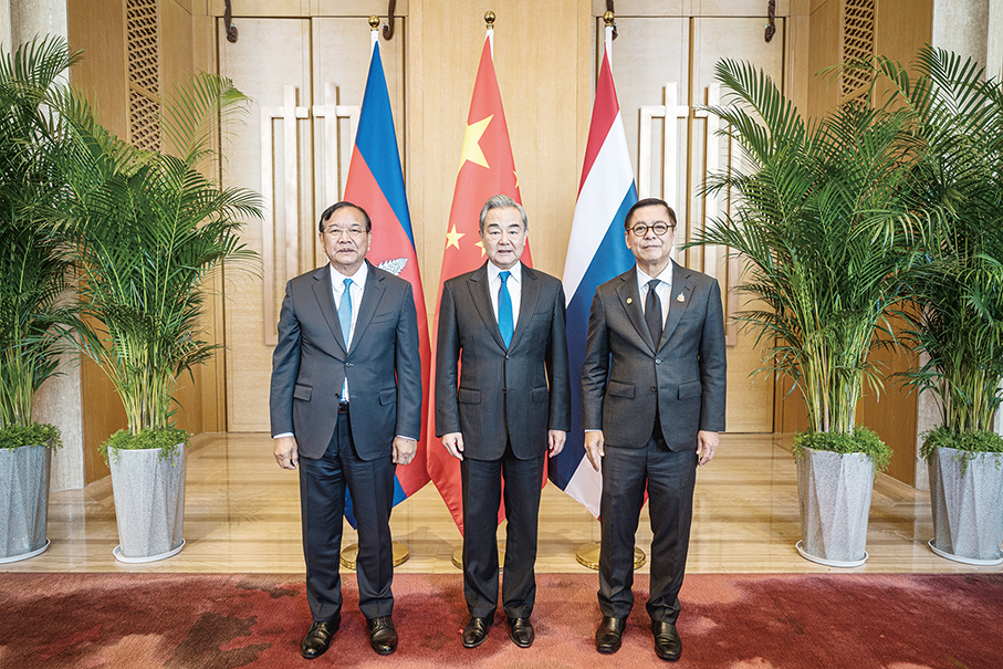 Commentary: Responsible role in mediating regional conflict