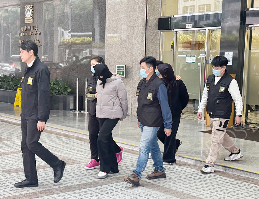 Macau police bust 2 jewellery shop staff for HK$60 million illegal currency exchange deals 