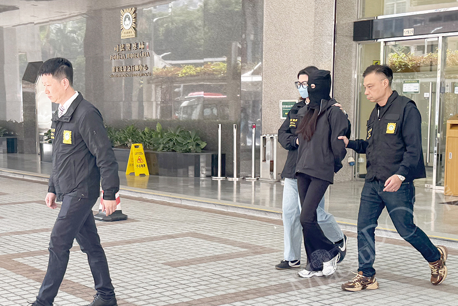 Police nab mainland woman for stealing HK$160,000 from hotel guestroom