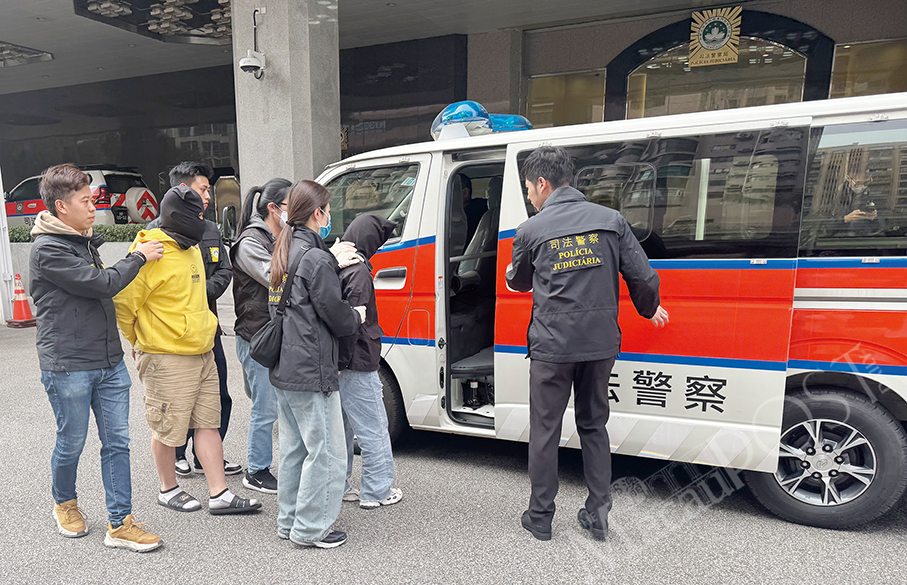 Police nab 2 Indonesians for fraud, money laundering