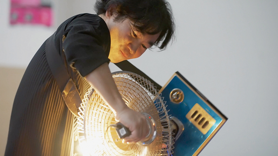 Encounter with Ei Wada: barcode scanner as musical instrument