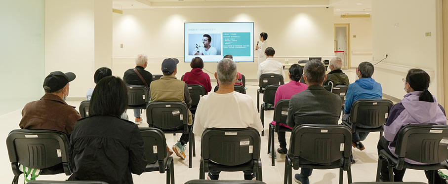 Macao Union Medical Centre holds lecture on gastrointestinal health, shingles prevention