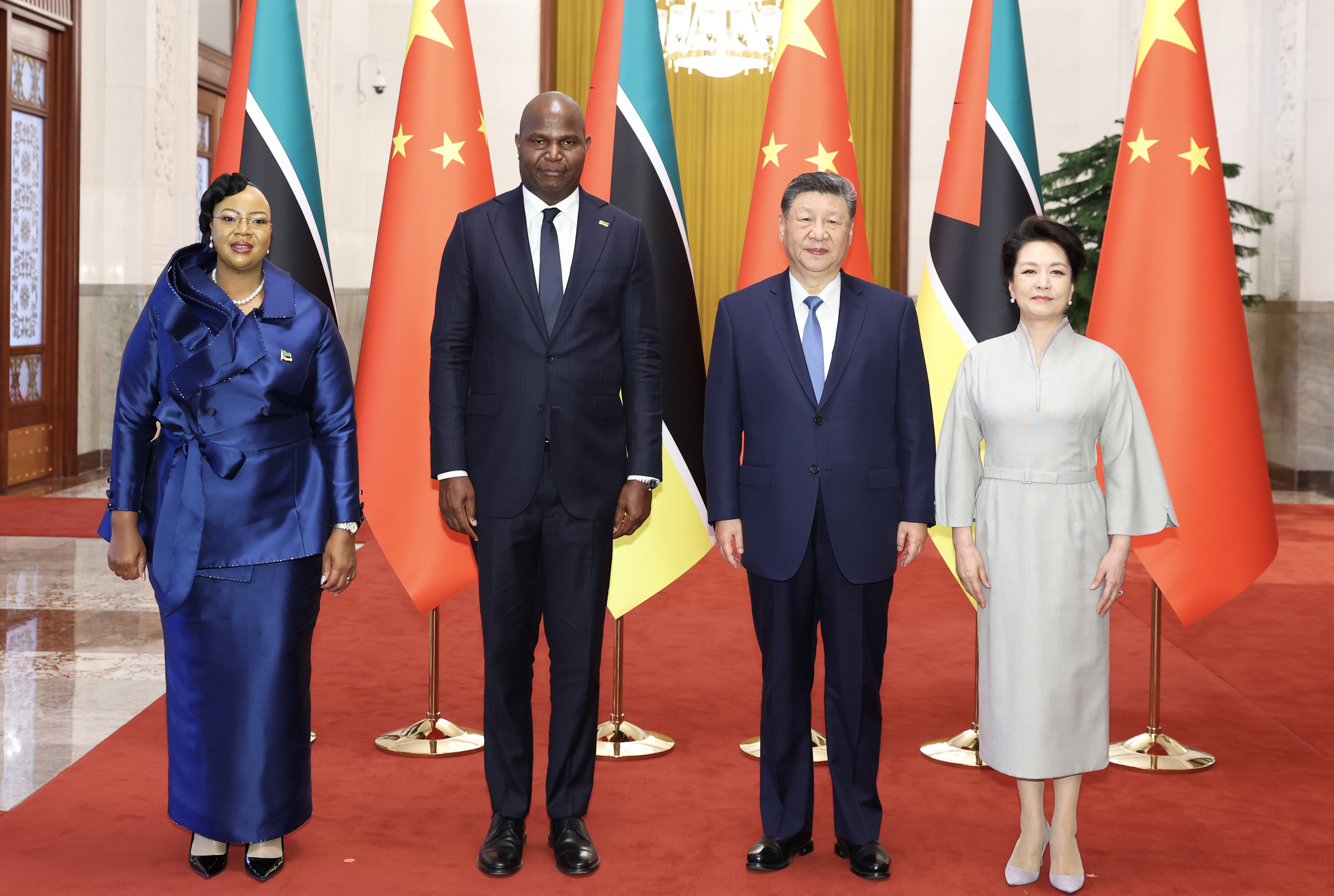 China, Mozambique upgrade ties as Xi, Chapo hold talks