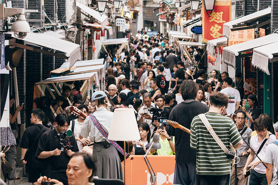 ’Felicidade Tipsy Weekend’ draws 20,000 visitors to historic 'Street of Bliss'