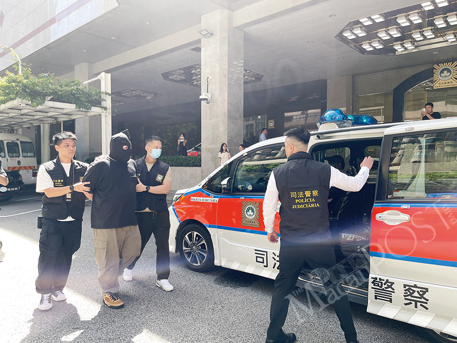 Macau police arrest man for trying to instigate father’s suicide
