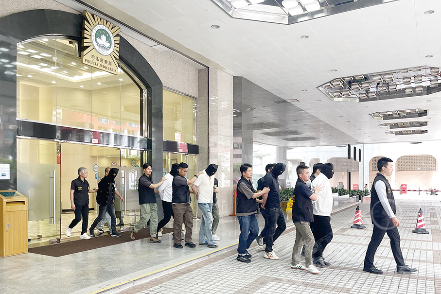 5 mainlanders arrested over HK$40,000 casino chip robbery: Macau police