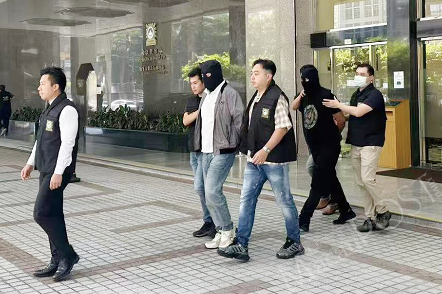 Macau police arrest 2 mainlanders livestreaming casino gambling for online bets